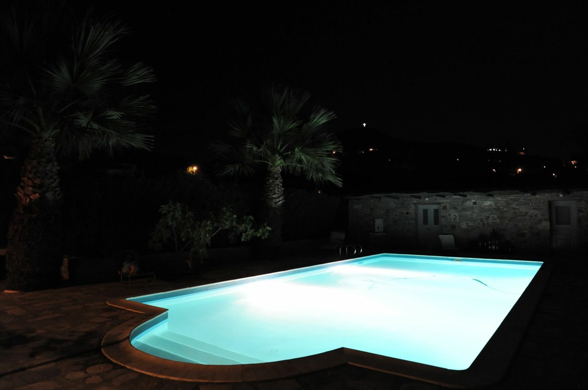Aristocratic 19Th Century Neo Classical Mansion With Private Pool Finikas  Esterno foto