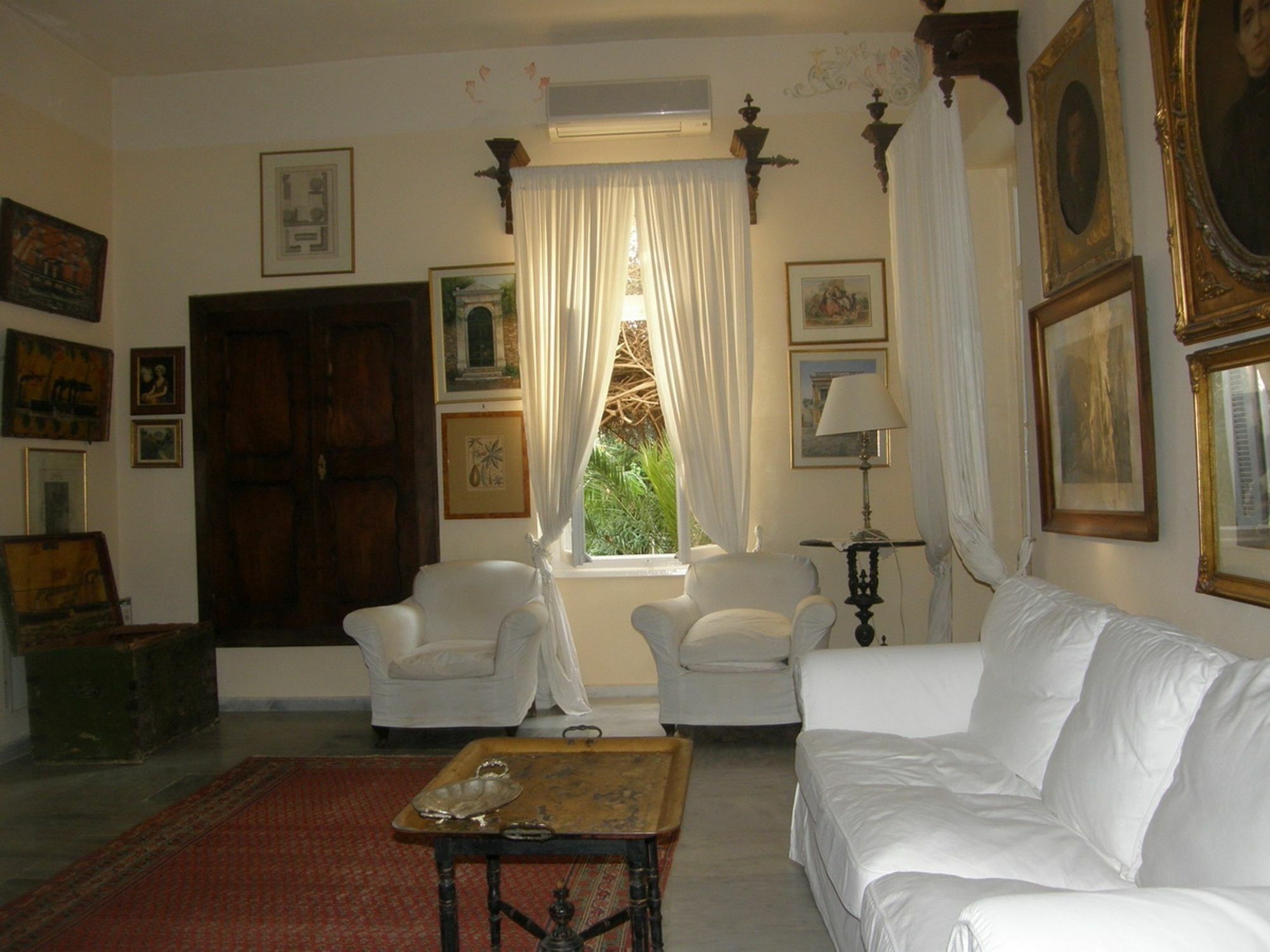 Aristocratic 19Th Century Neo Classical Mansion With Private Pool Finikas  Esterno foto